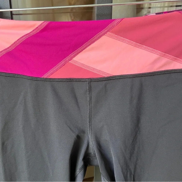 Y2K Lululemon leggings run Barbie pink mid rise Inspire Crop II capri pocket - Picture 4 of 7